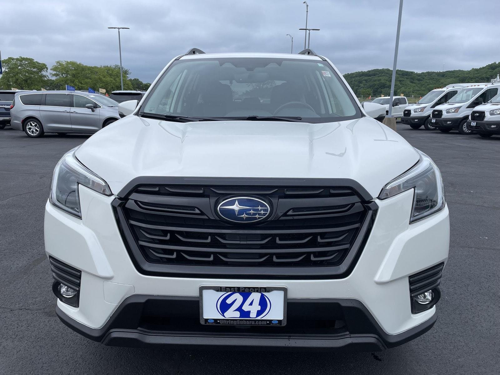 Used 2024 Crystal White Pearl Subaru Limited image 8