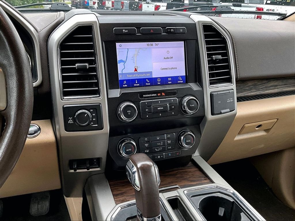 Used 2020 Black Metallic Ford Lariat image 18