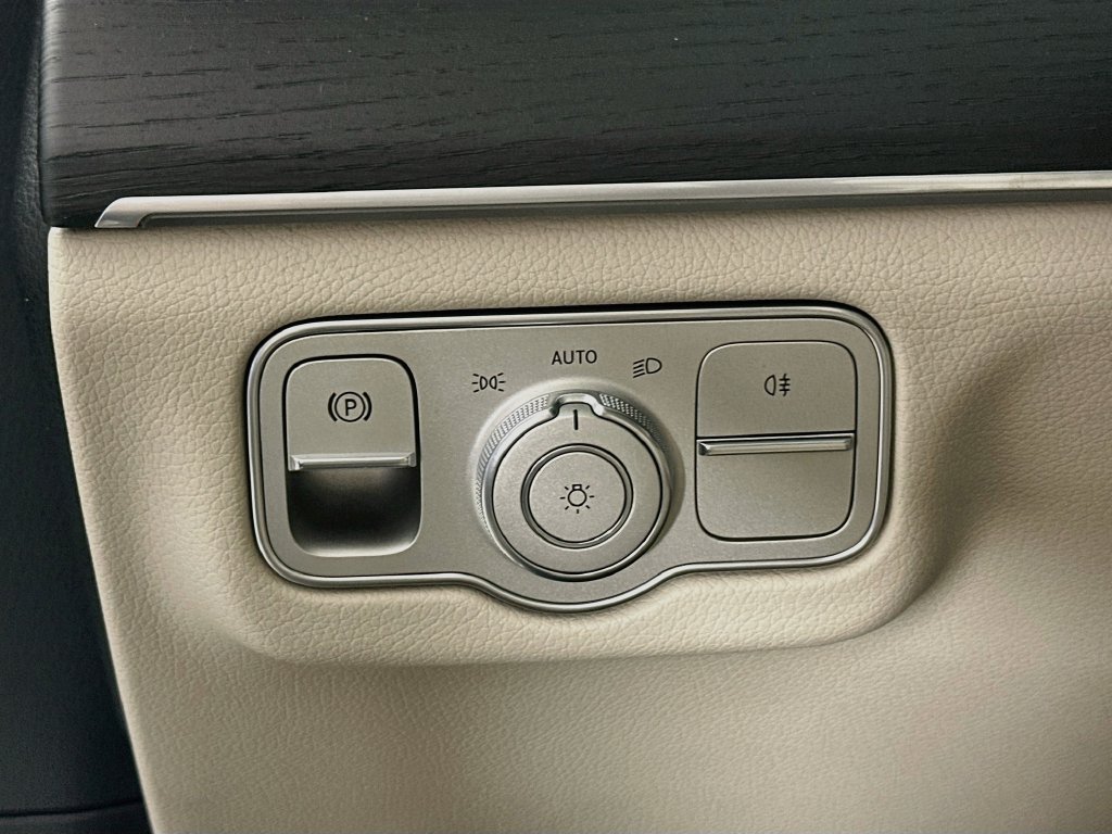 New 2027  Mercedes-Benz GLE 450 image 10