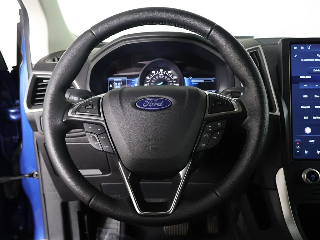 Used 2024 Blue Ford SEL image 34