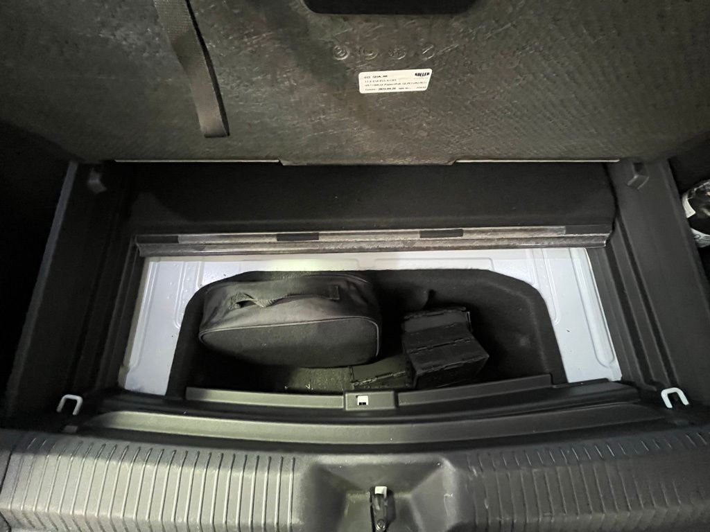 Certified Used 2023 White Volkswagen Pro S image 27