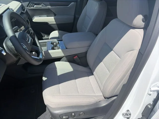 New 2026 White GMC Elevation image 10
