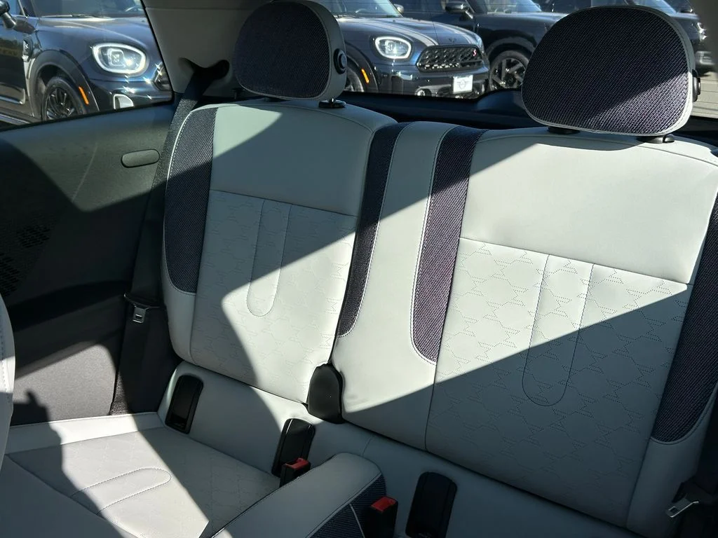 2026 MINI Hardtop 2 Door S - Photo 29