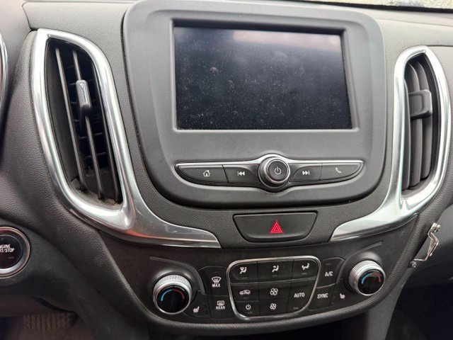 Used 2021 White Chevrolet LT image 5