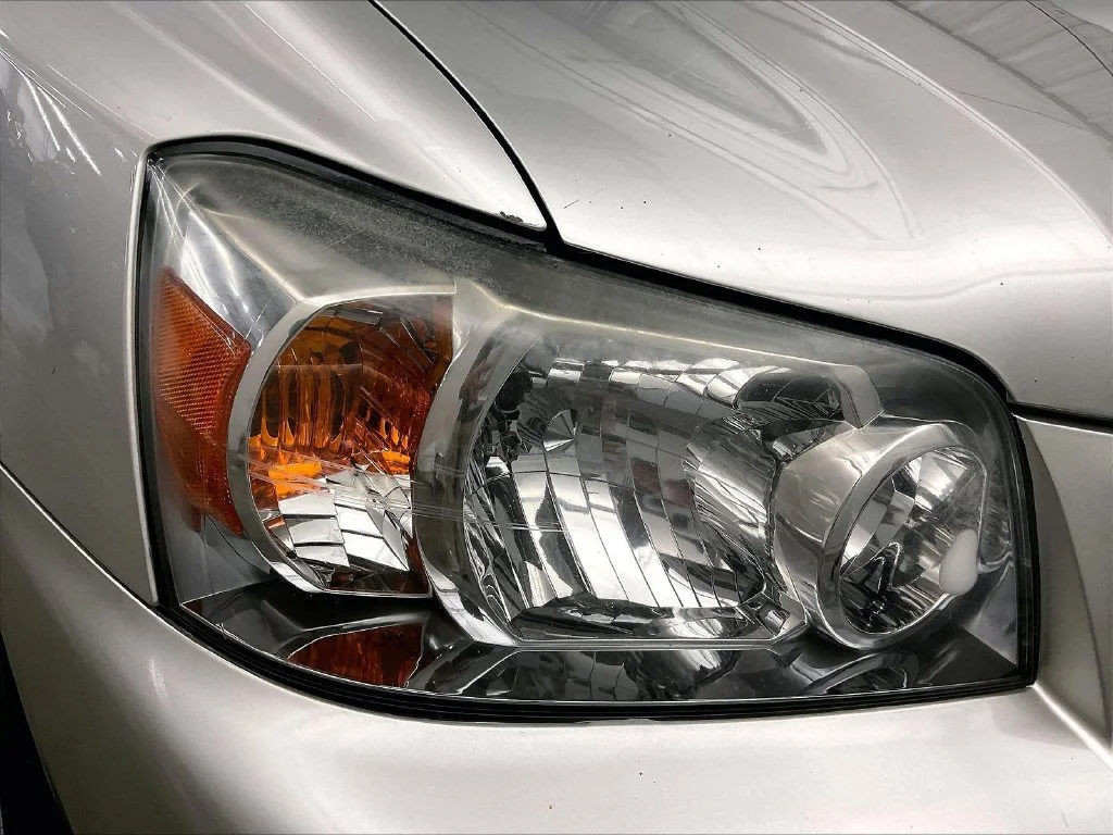 Used 2006 Silver Toyota Limited image 35