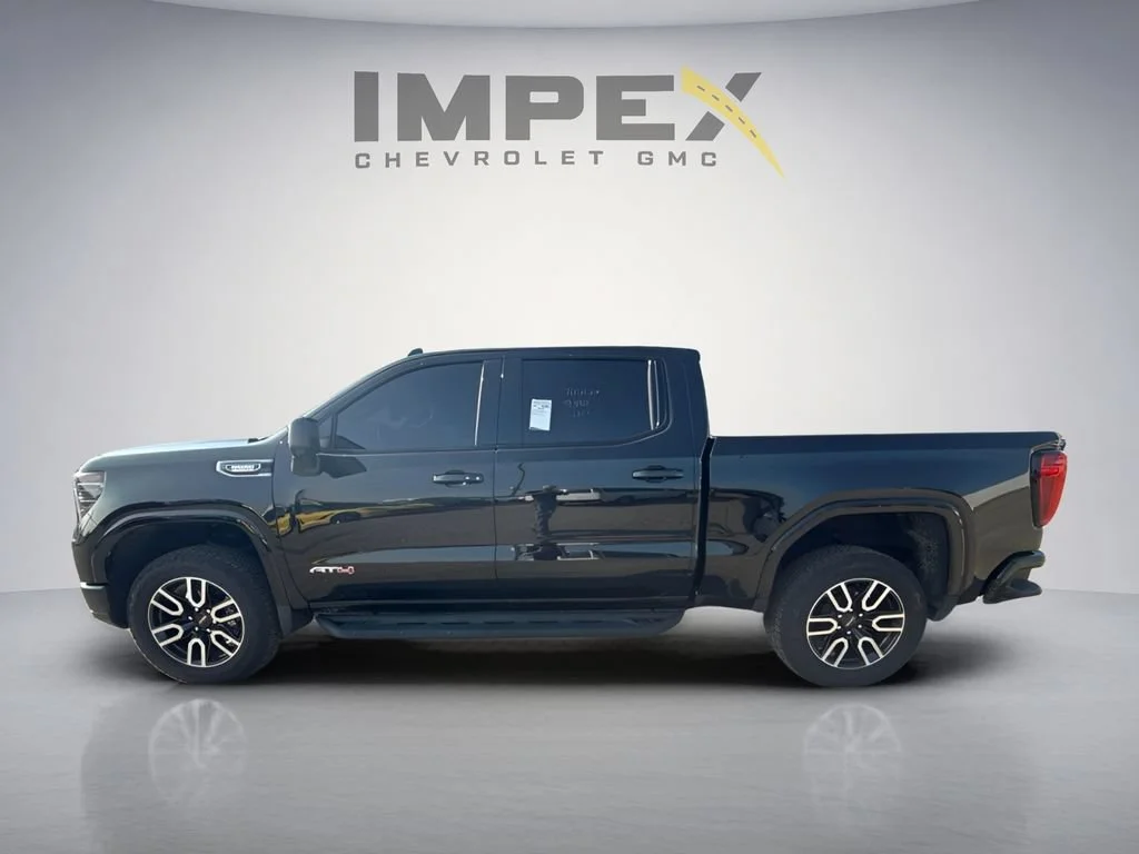 Used 2025 Onyx Black GMC AT4 image 2