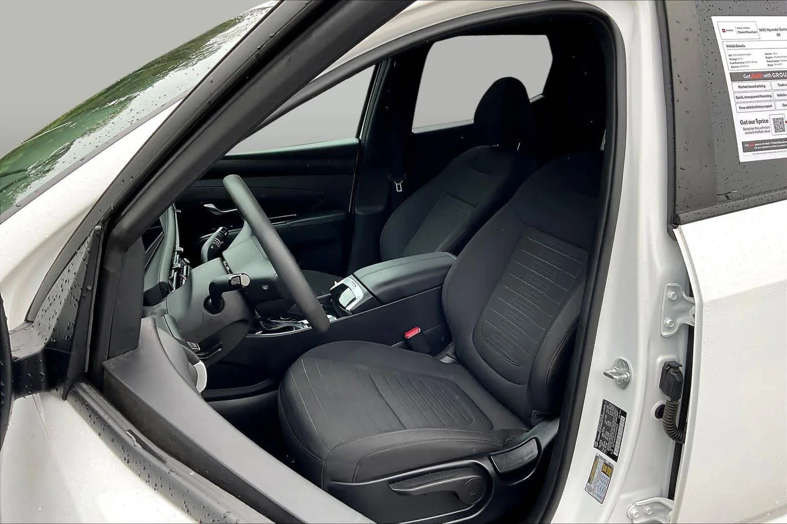 Used 2025 Atlas White Hyundai SE image 8