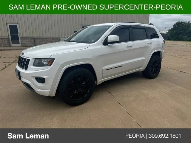 Used 2015 White Jeep Altitude image 3