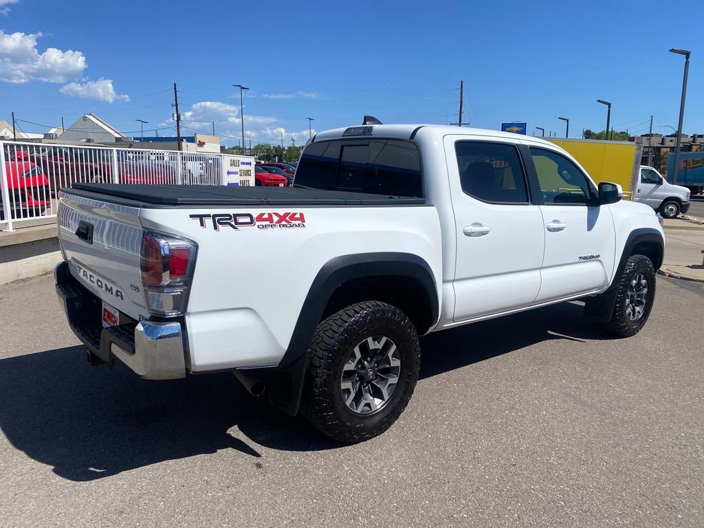Used 2023 Ice Cap Toyota SR image 5