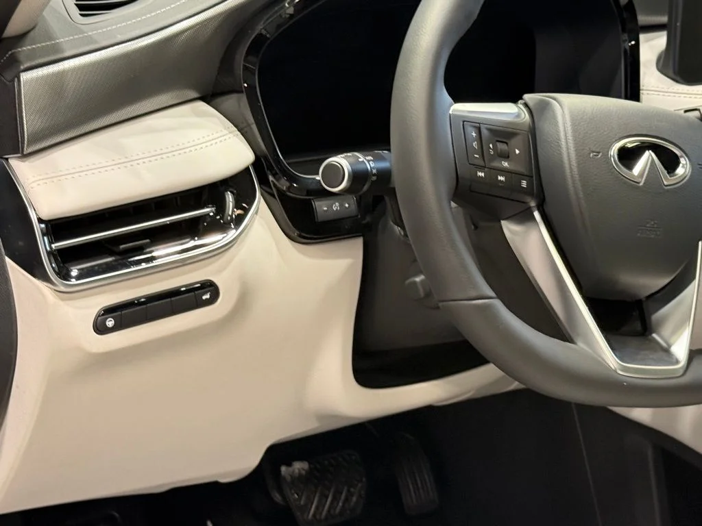 2026 INFINITI QX60 LUXE - Photo 12