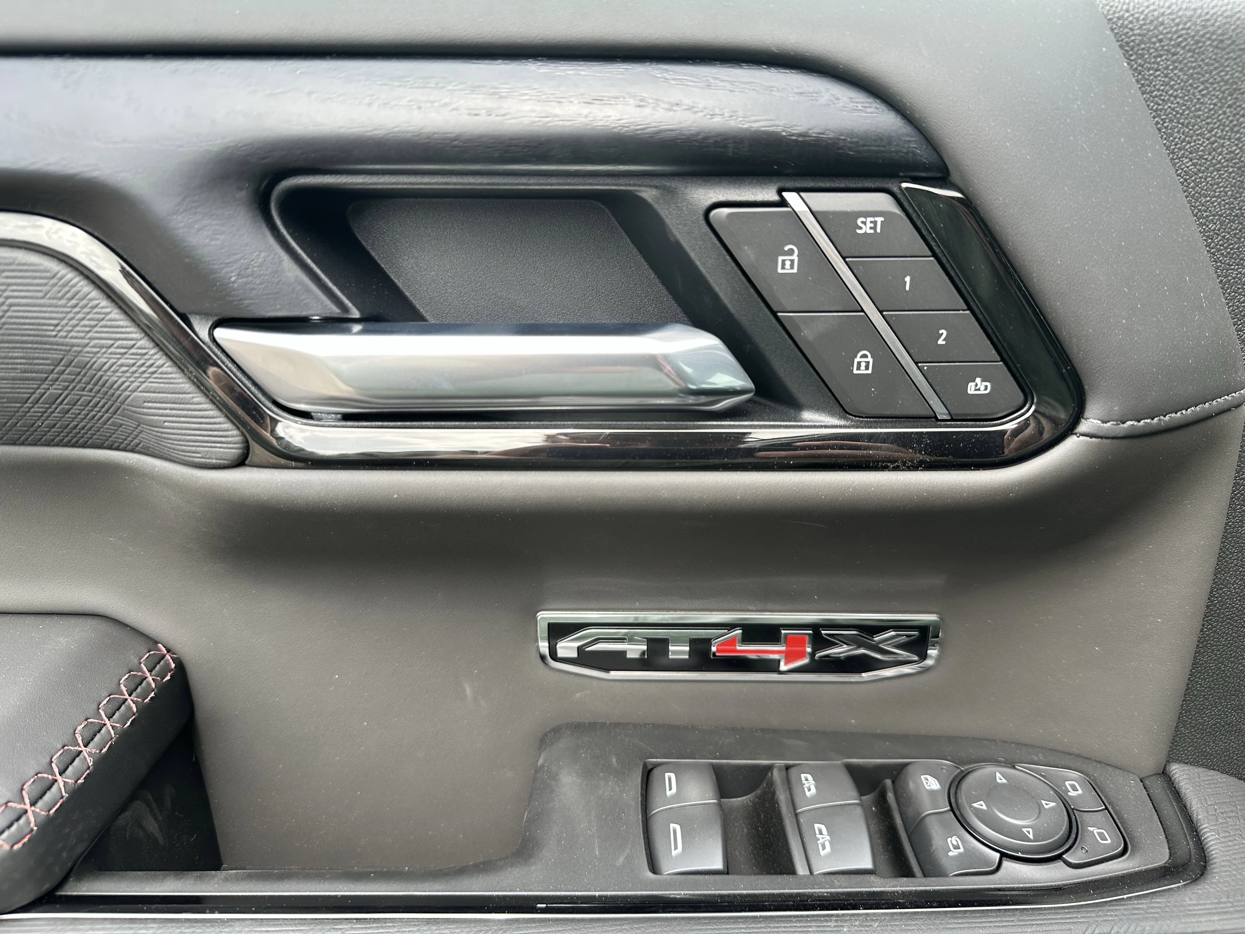 New 2026 Sterling Metallic GMC AT4X image 11