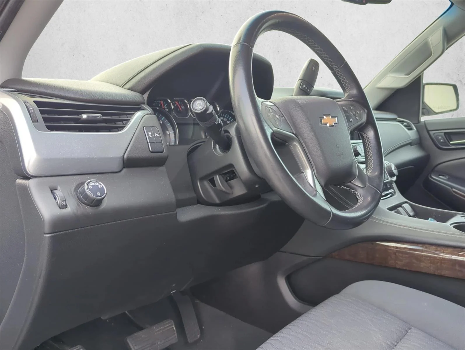 Used 2019 Silver Ice Metallic Chevrolet LS image 14
