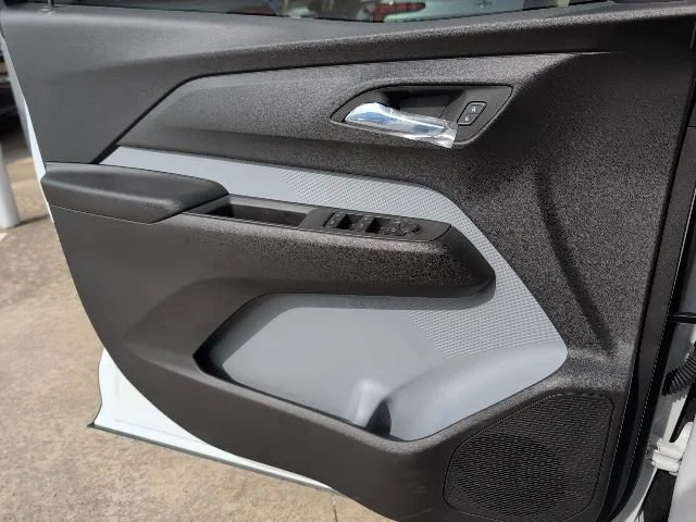 2027 Chevrolet Bolt LT - Photo 13