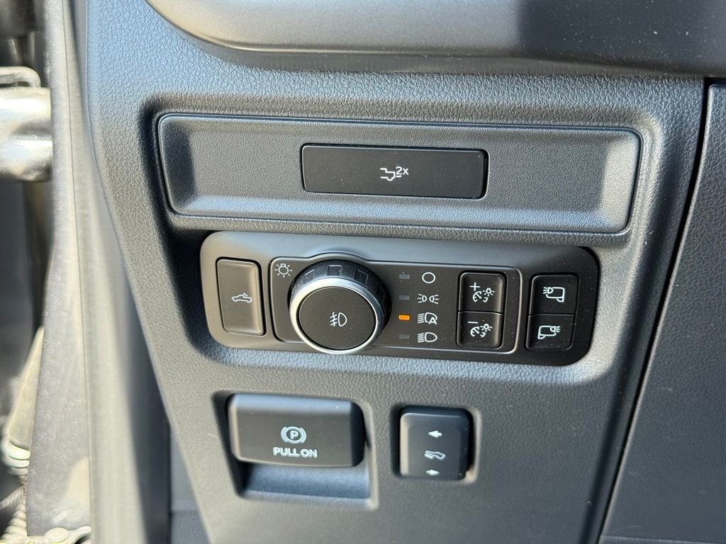 New 2026 Gray Ford Tremor image 14