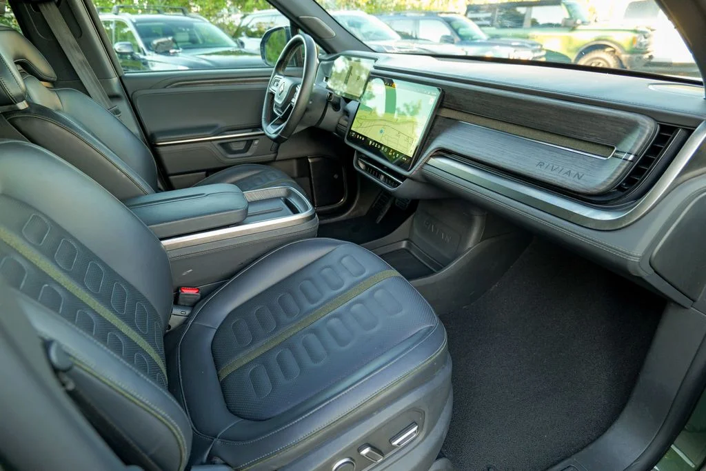 Used 2025 Green Rivian Adventure Dual Motor Standard Pack image 35