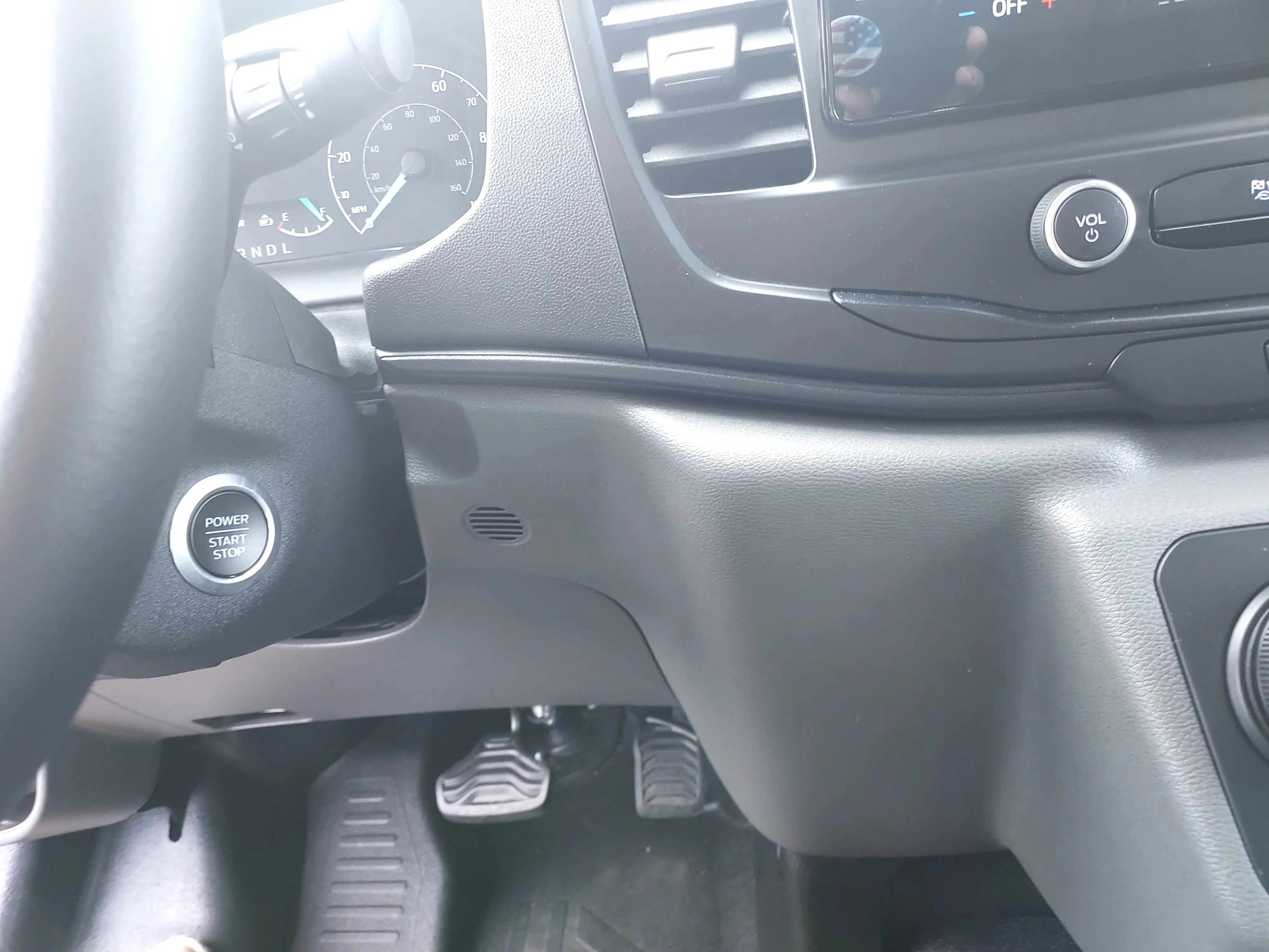 Used 2023 Oxford White Ford  image 29