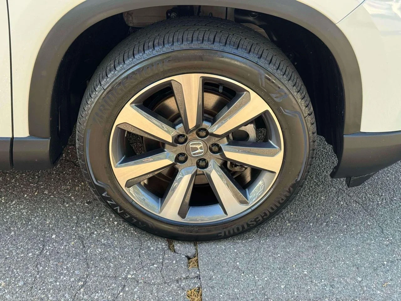 2024 Honda Pilot Elite - Photo 9