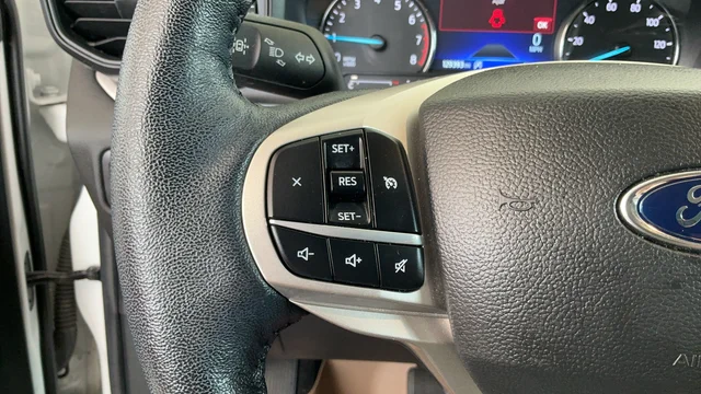 Used 2022 White Ford XLT image 11