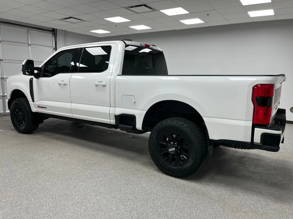 Used 2023 White Ford Lariat image 7
