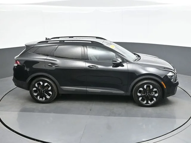 Used 2023 Black Kia X-Line image 16