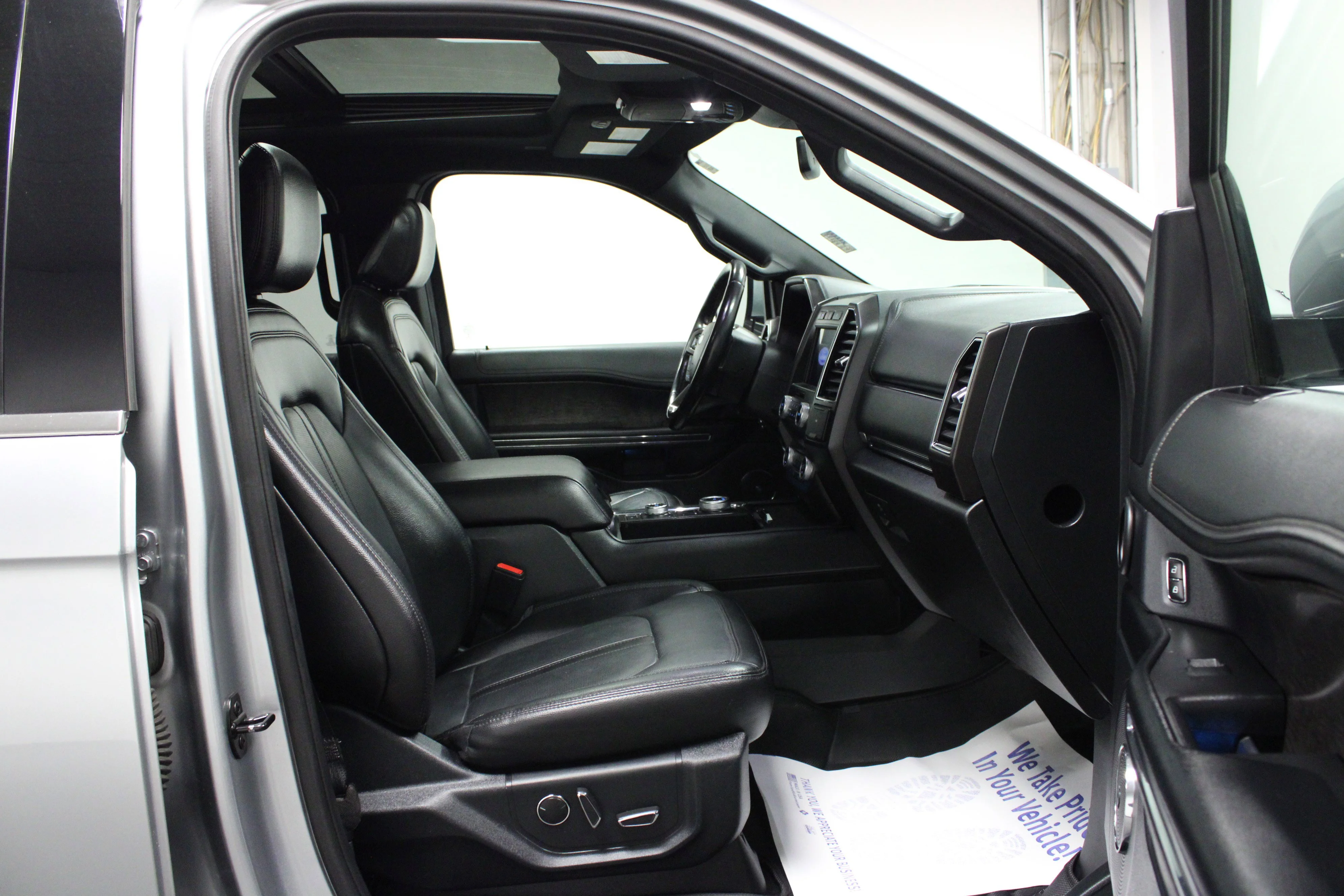 Used 2021 Iconic Silver Metallic Ford Limited image 17