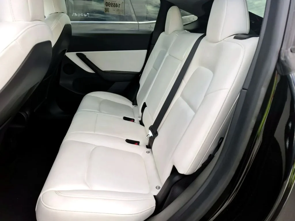 Used 2021 Black Tesla Long Range image 7
