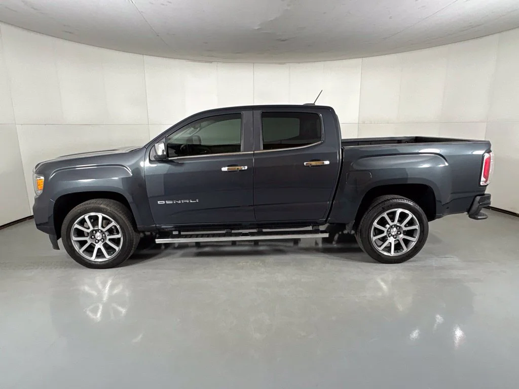 Certified Used 2021 HUNTER METALLIC GMC 4WD Denali image 6