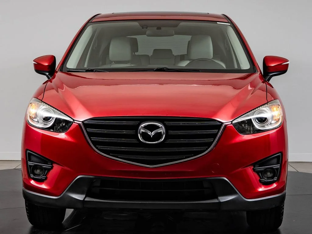 Used 2016 Soul Red Metallic Mazda Grand Touring image 2