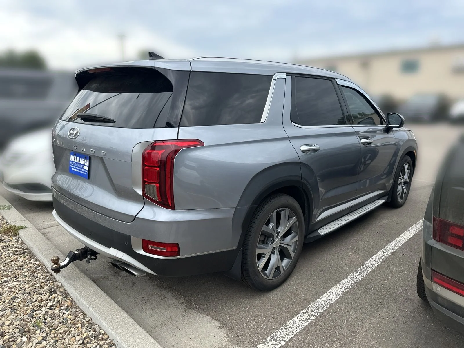 Used 2020 Silver Hyundai SEL image 3