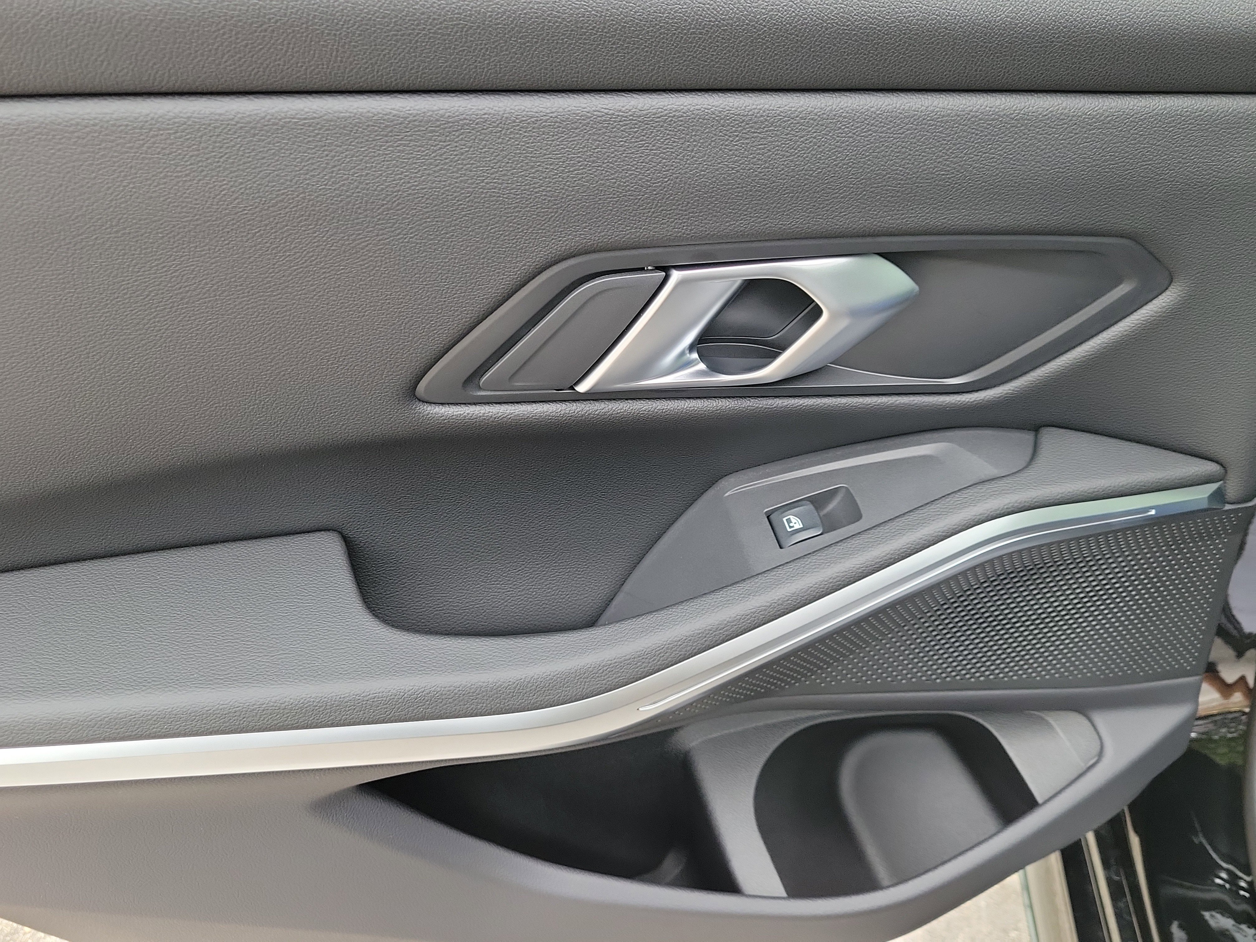 New 2026 Black Sapphire Metallic BMW 330i NA image 13