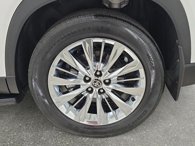 Certified Used 2024 Beige Toyota Platinum image 27