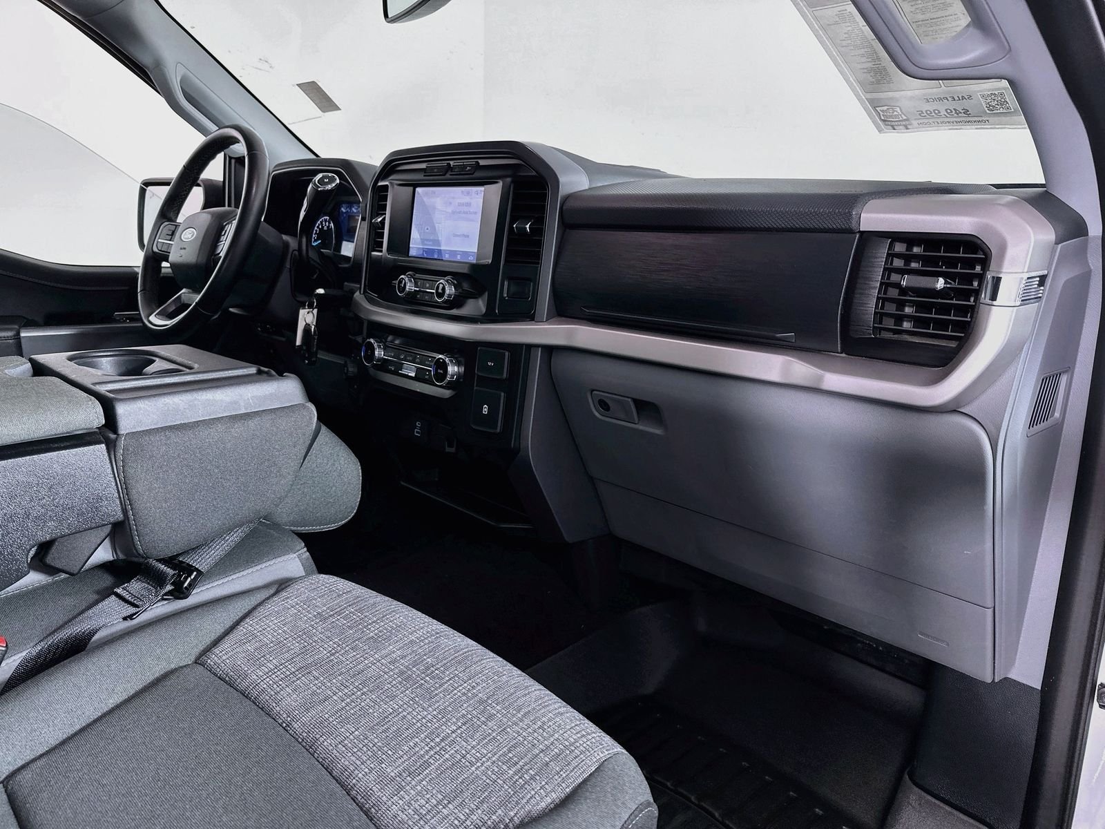 Used 2023 White Ford XL image 28