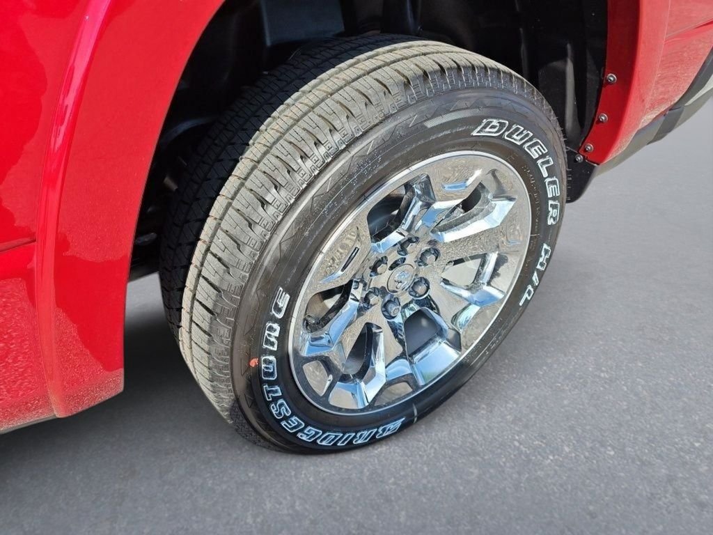 New 2026 Molten Red Pearl-Coat Exterior Paint RAM Big Horn/Lone Star image 10
