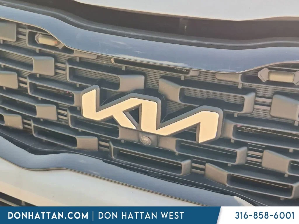 Used 2022 Gray Kia SX image 9