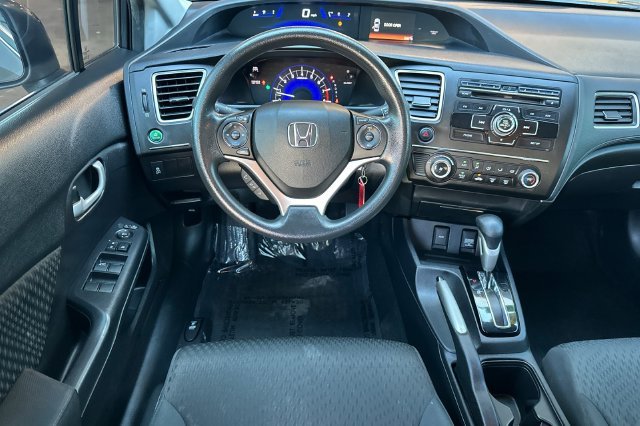 Used 2015  Honda LX image 15