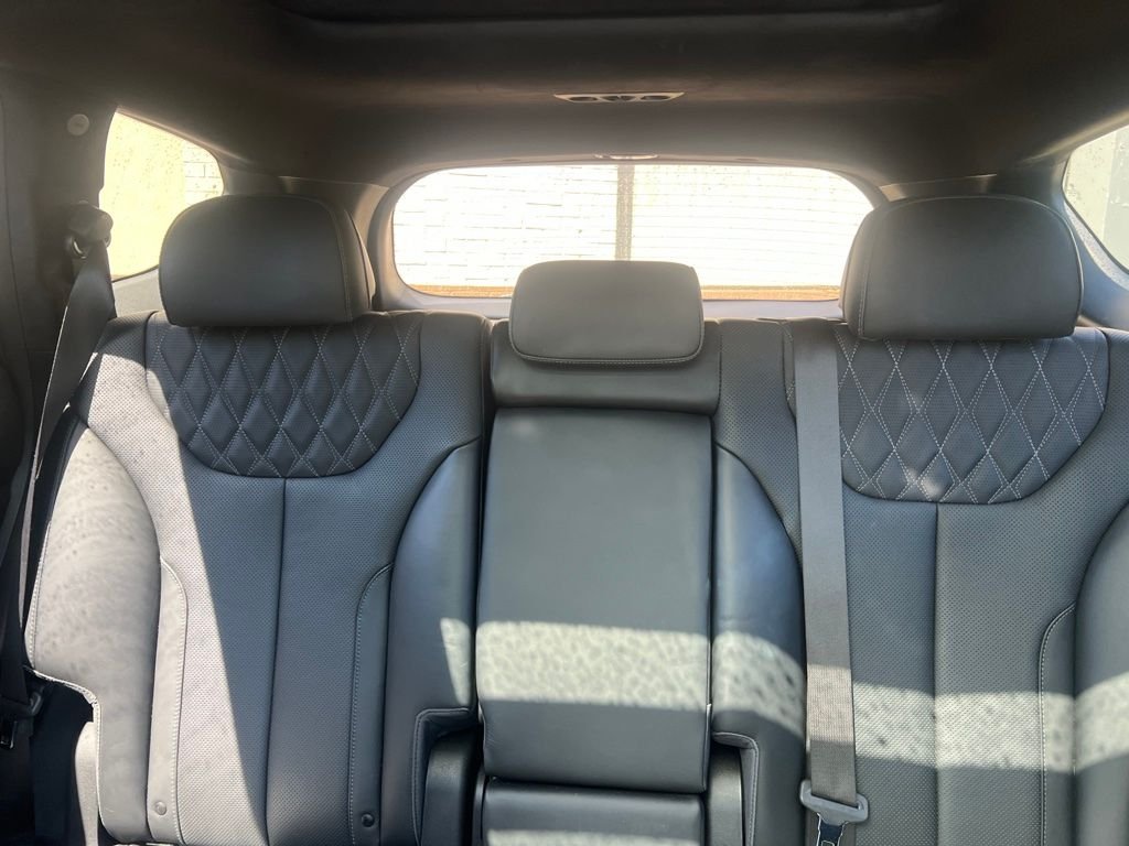 Used 2022 White Hyundai Calligraphy image 17