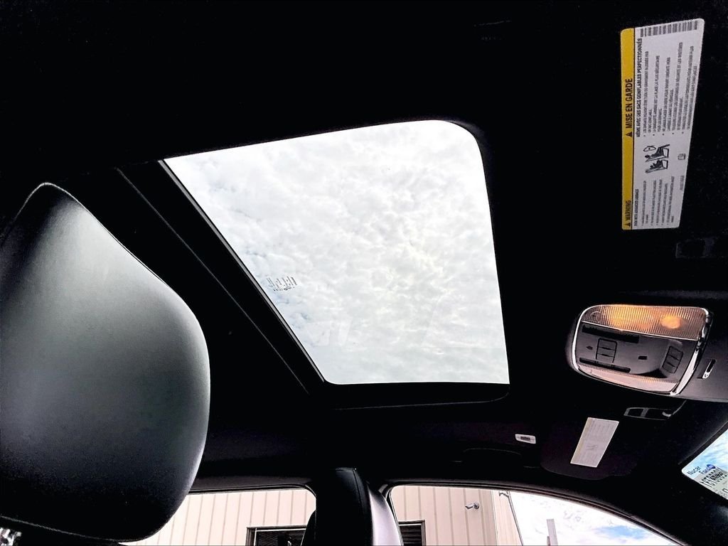 Used 2019 Bright White Clearcoat Jeep Altitude image 22