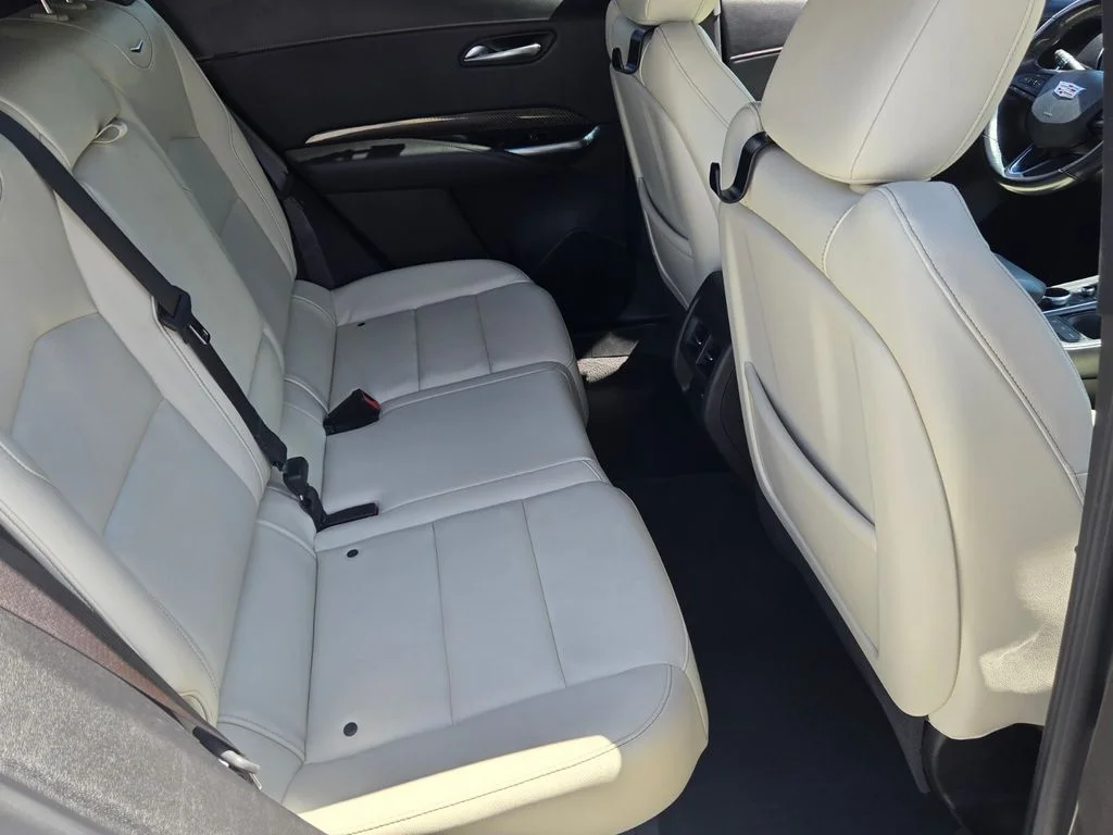 Used 2019 Silver Cadillac Sport image 17