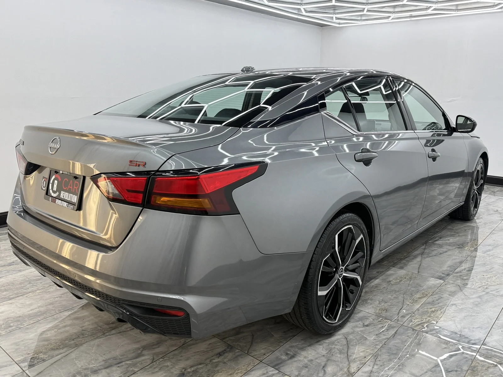 Used 2023 Gun Metallic Nissan 2.5 SR image 7
