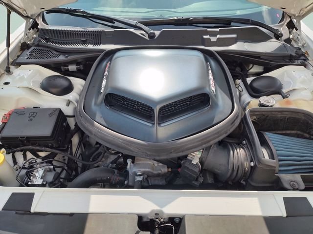 Used 2018 White Dodge R/T image 32