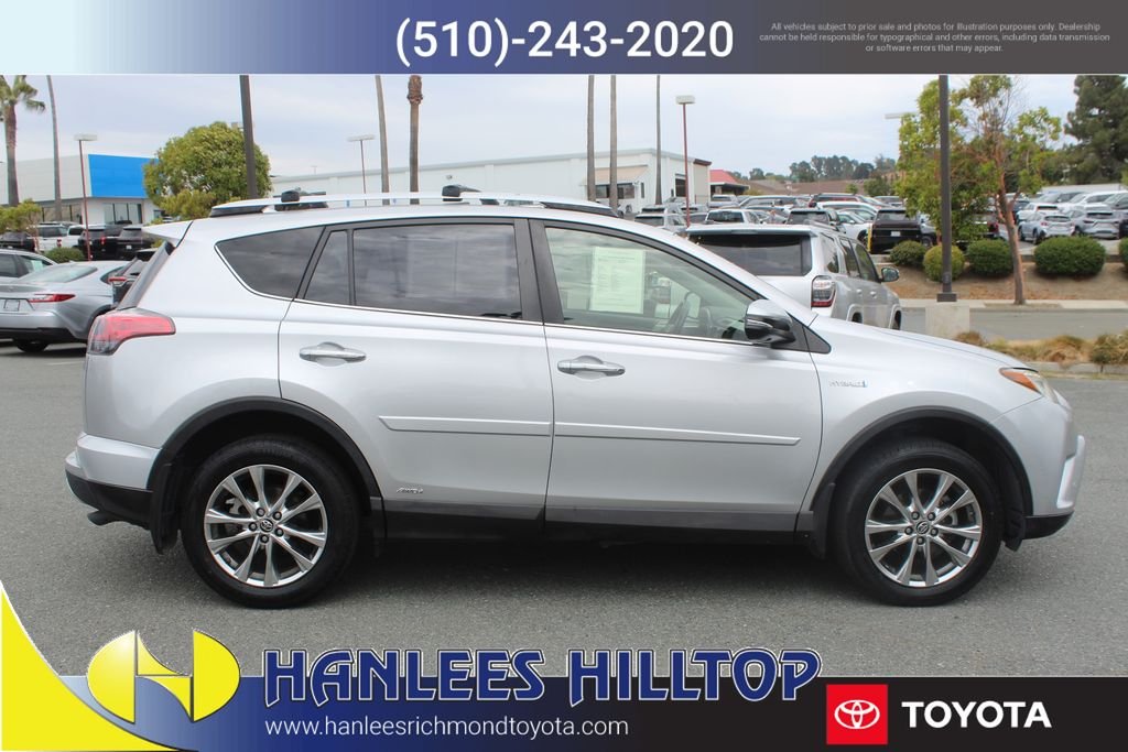 Used 2016  Toyota Limited image 6
