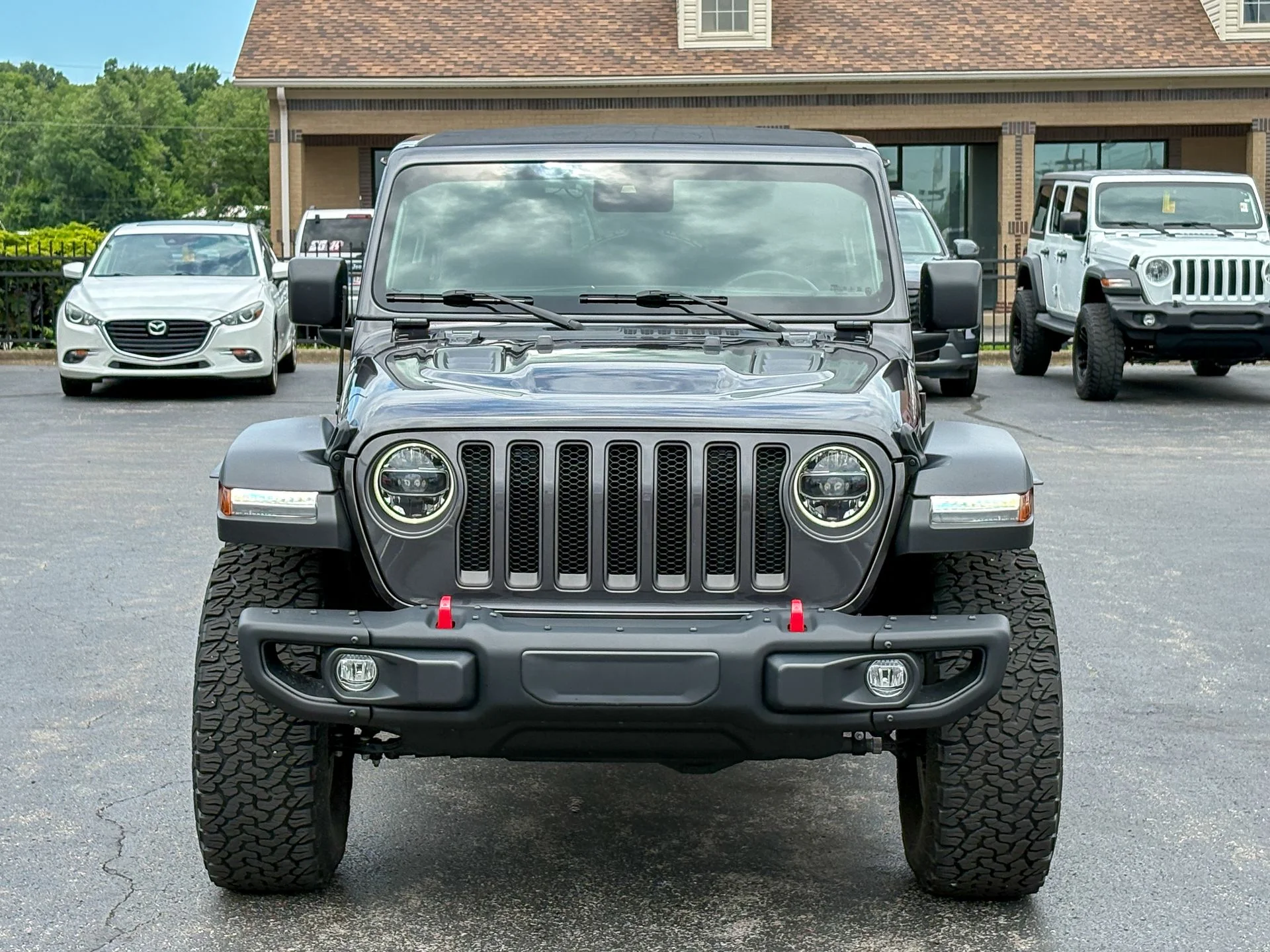 Used 2022 Gray Jeep Unlimited Rubicon image 3