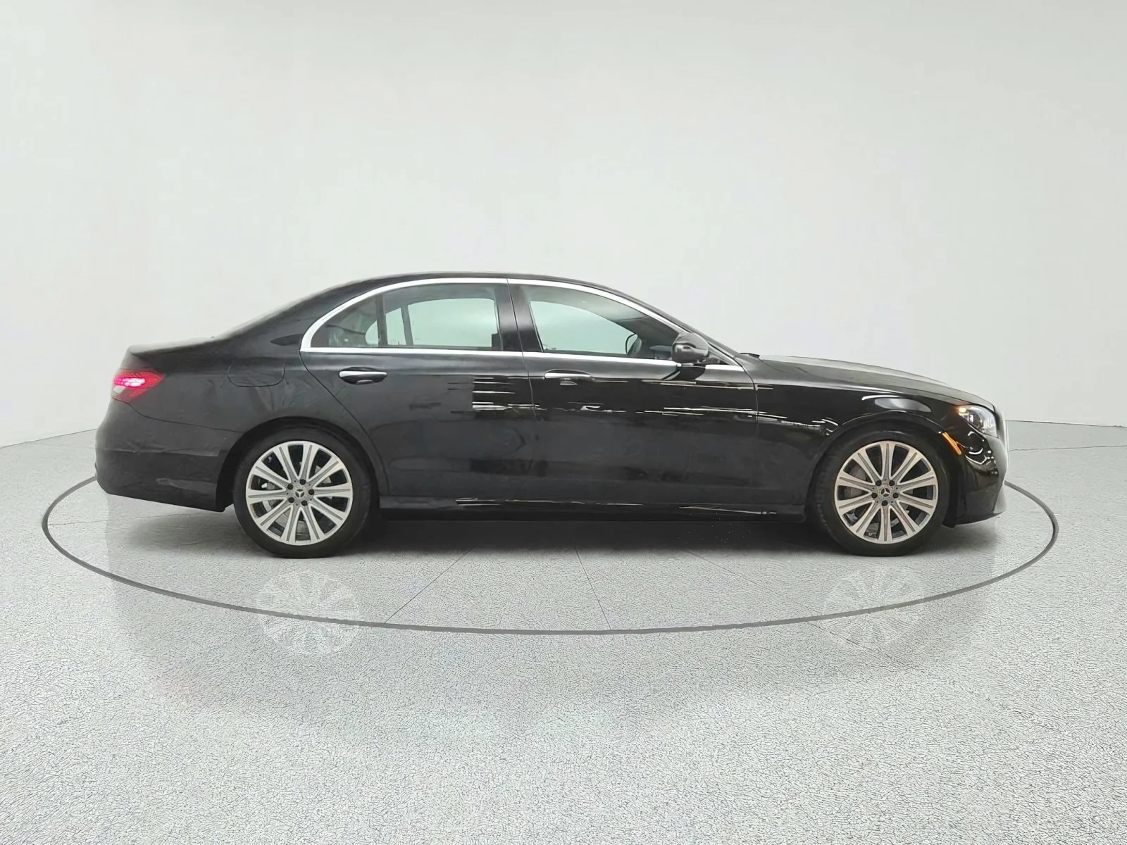 Certified Used 2023 Black Mercedes-Benz E 350 RWD Sedan image 4