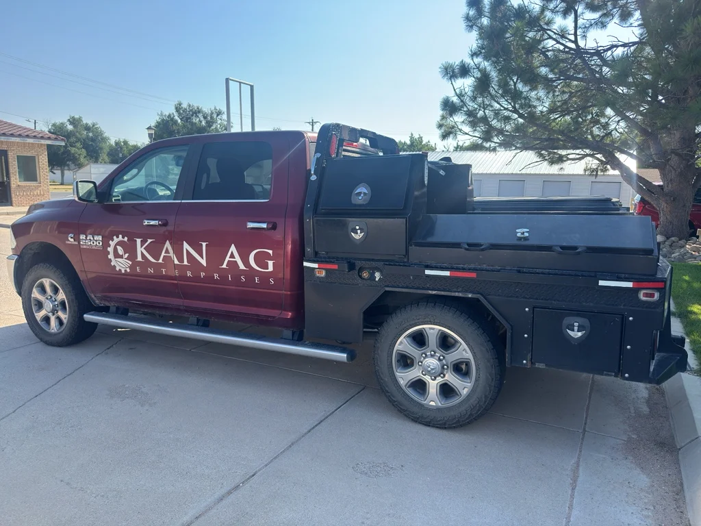 Used 2018 Delmonico Red Pearlcoat Ram Big Horn image 4