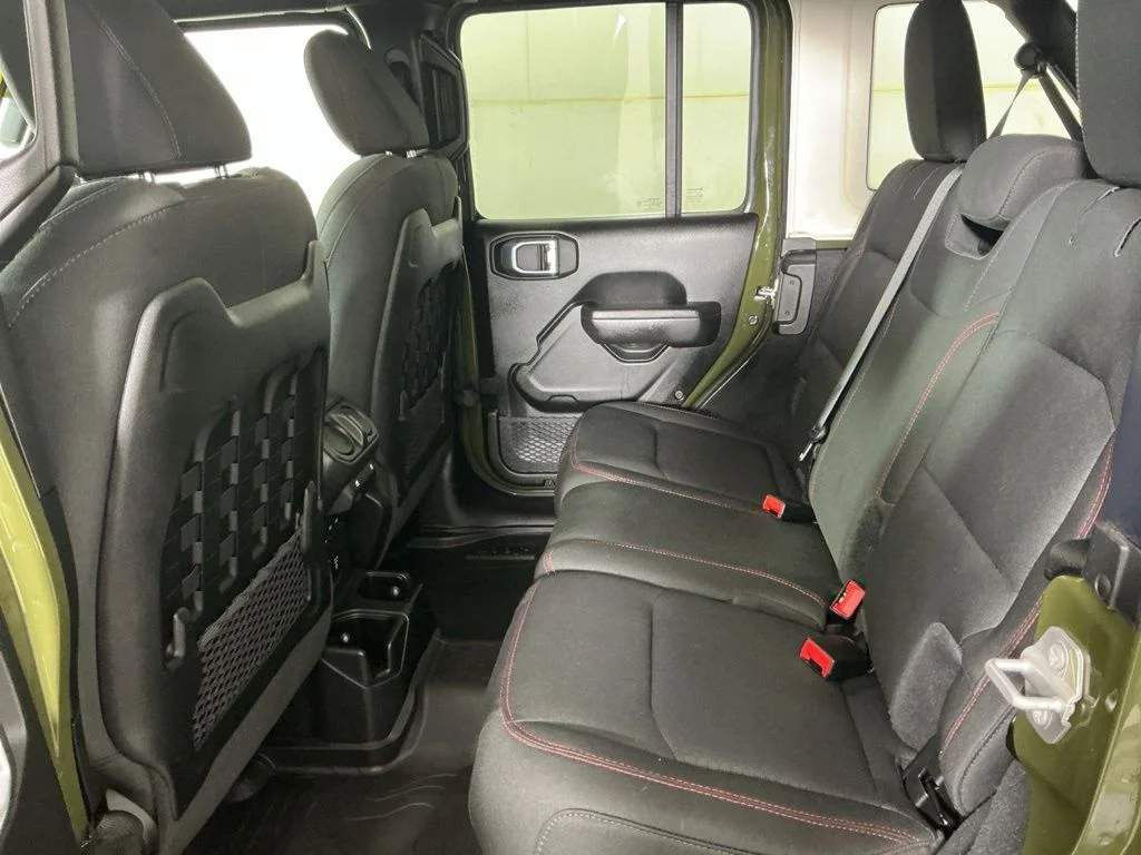Used 2022 Green Jeep Unlimited Rubicon image 11