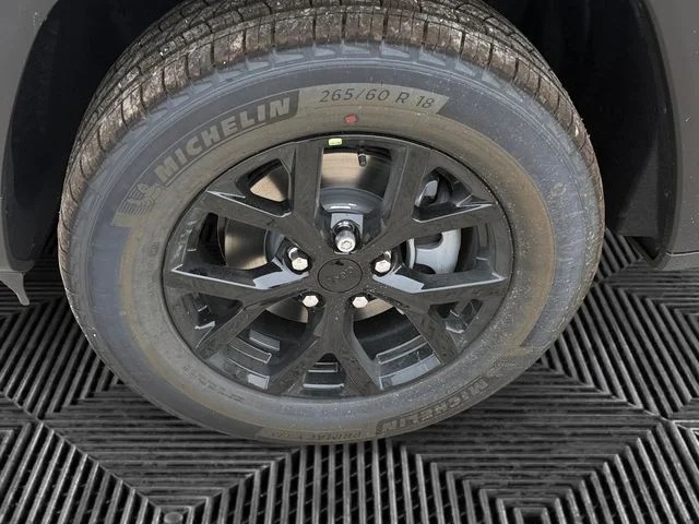 New 2026 Gray Jeep Altitude image 9