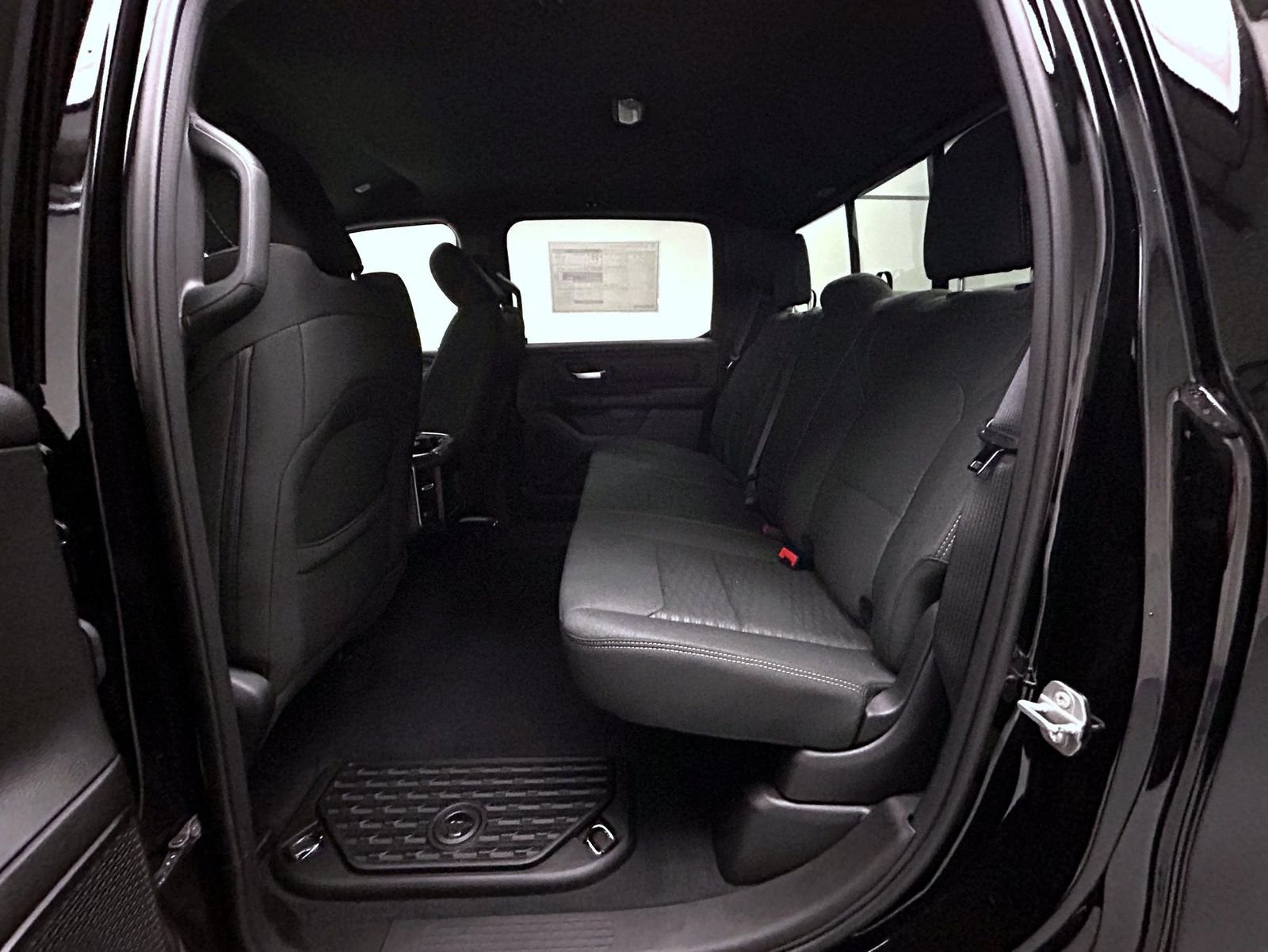 New 2026 Diamond Black Crystal Pearlcoat RAM Express image 19