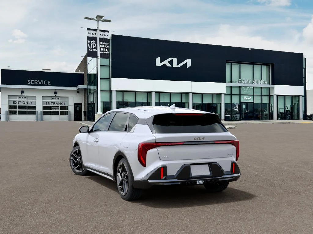New 2026 Snow White Pearl Kia GT-Line image 4