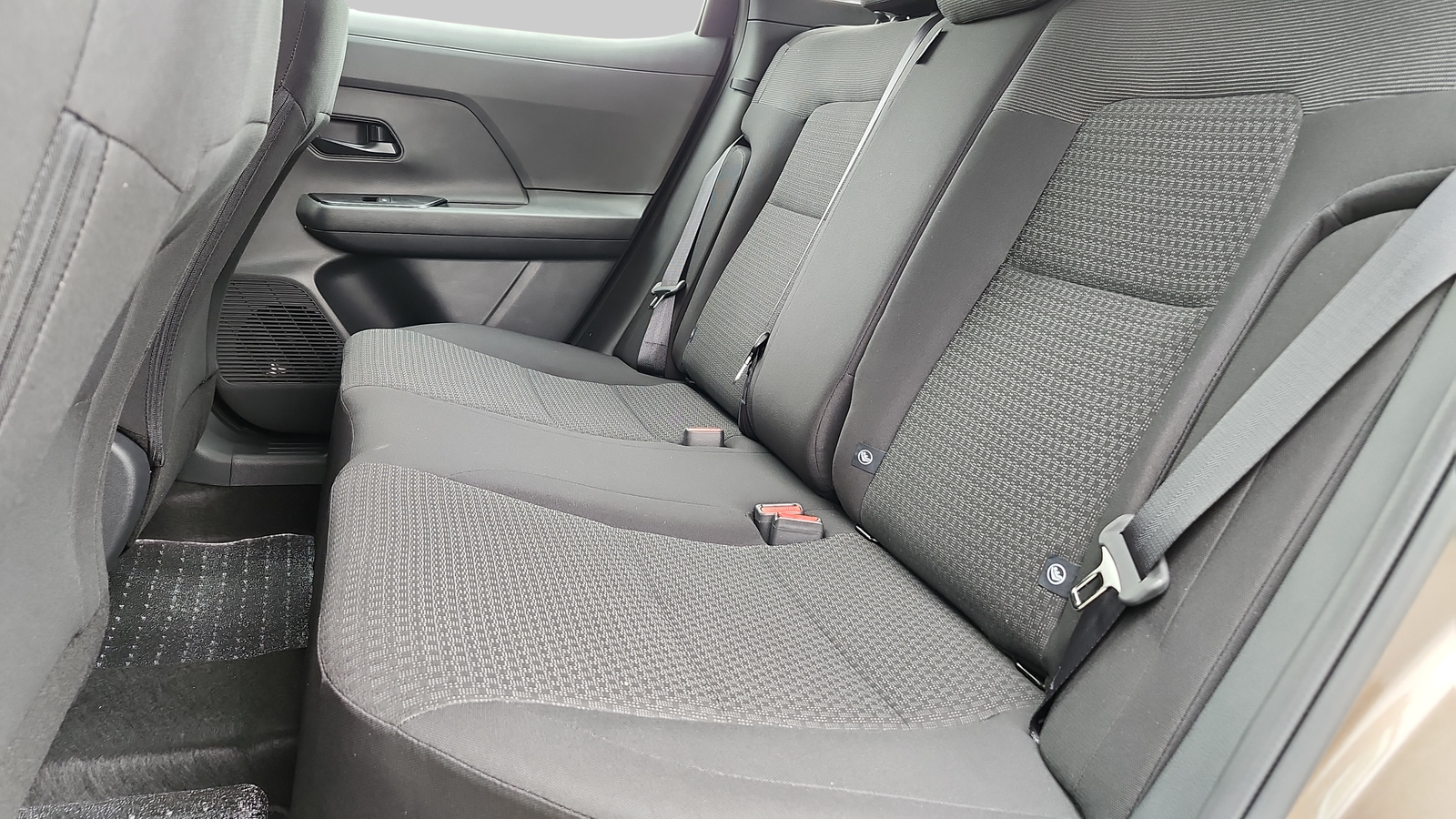 2026 Nissan KICKS S - Photo 21