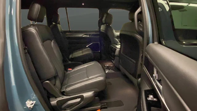 New 2026 Steel Blue Exterior Paint Jeep Limited Altitude image 25